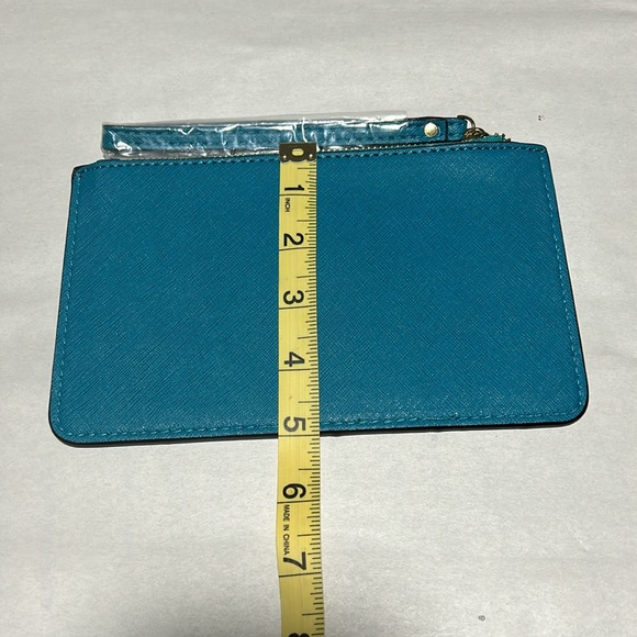 Kate Spade Teal Wristlet NWOT - Picture 7 of 7